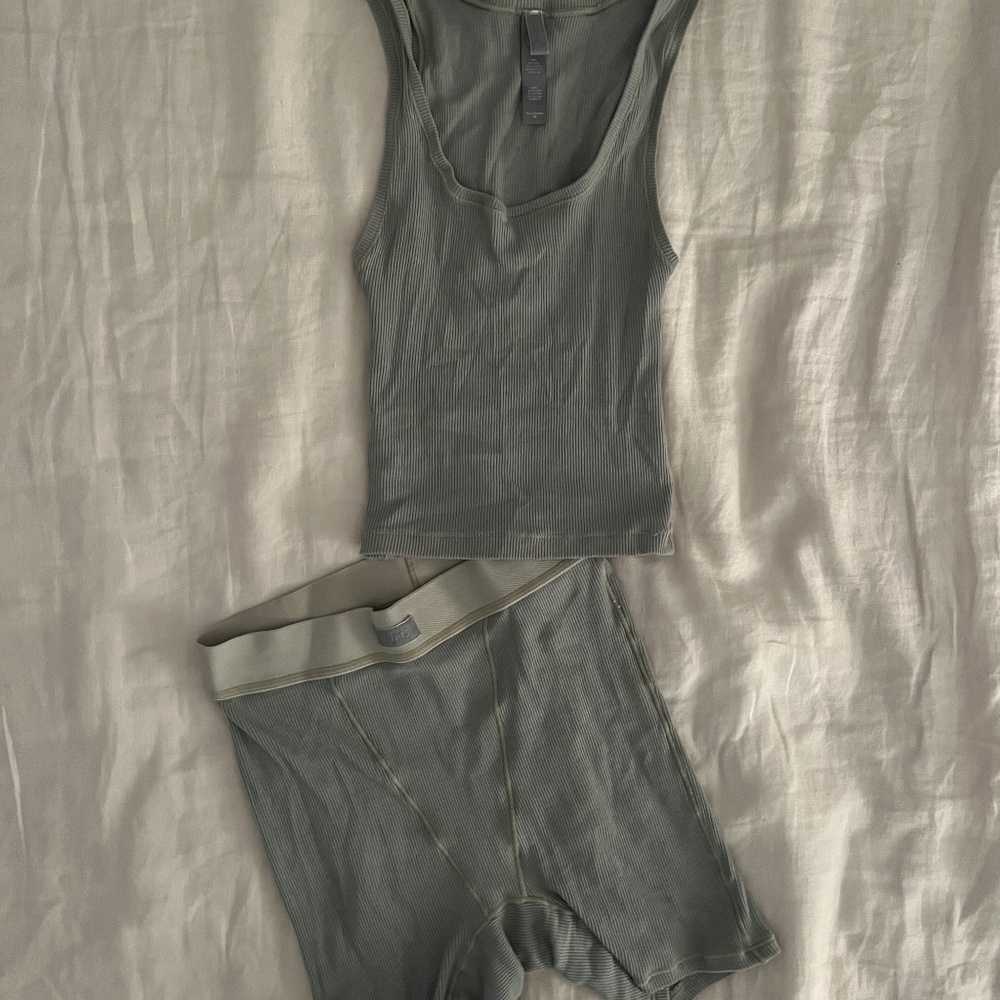 SKIMS Cotton Rib Tank and Boxers Set (Mineral)